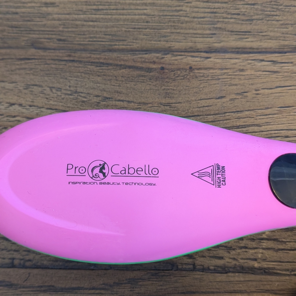 Pro Cabello Pink Hairbrush